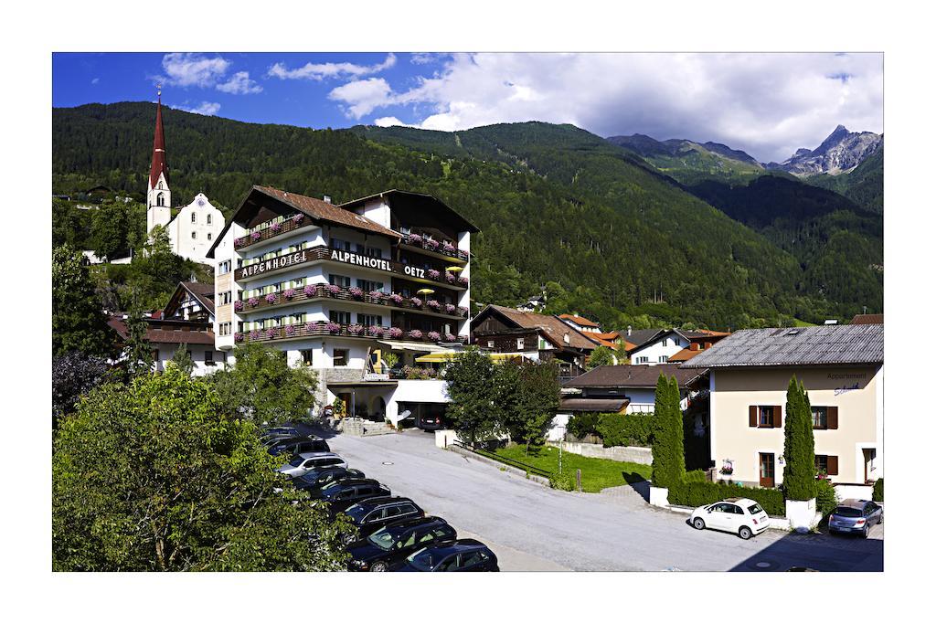 Alpenhotel Оец Екстериор снимка